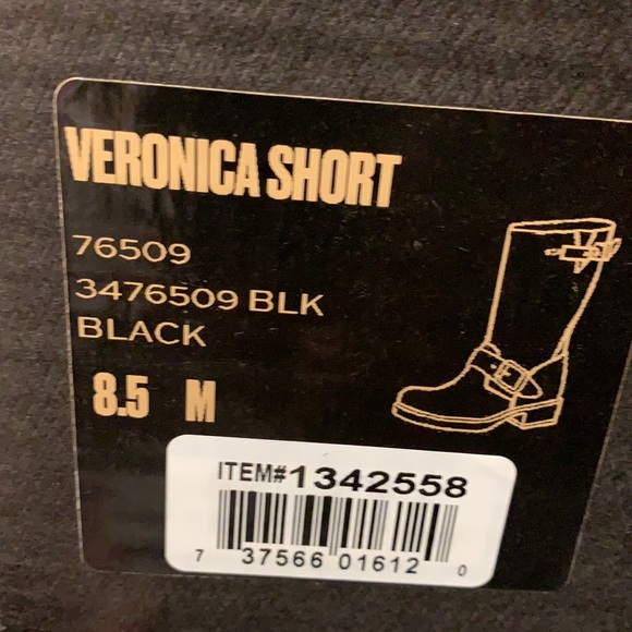 NEW- FRYE Leather Motto Boots ♥️❤️ - Picture 9 of 9